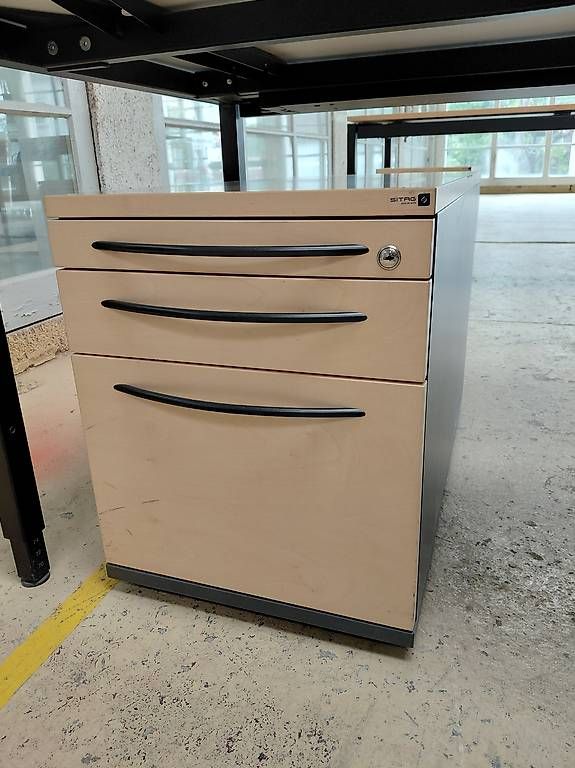 Scrivanie: Bürotisch-Kombination – Usato da Riedt b. Erlen venduto da Loemio 2