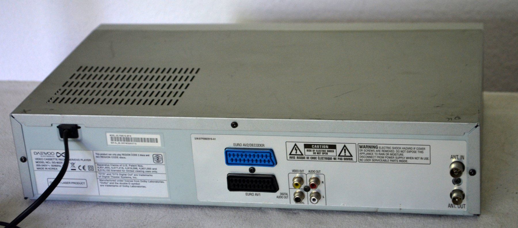 Daewoo Aufnahmegeräte: Daewoo SG-802X Videorecorder VHS /  magnétoscope – Gebraucht aus Collonges von arashee 2