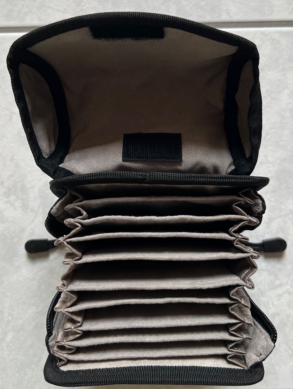 Appareil photo: Lee Filters SW100 Field Pouch, schwarz – Neuf avec emballage d'origine à Münsingen par Omasaki 1