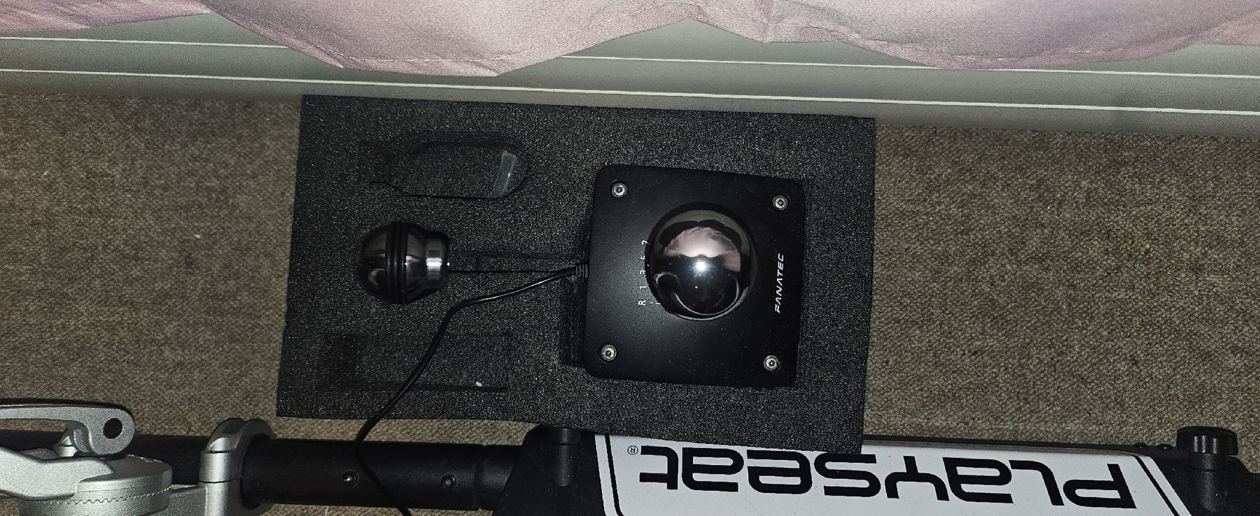 Sistema di controllo: Fanatec Sim Racing Komplett-Set – Usato da Alpthal venduto da Stj2 3