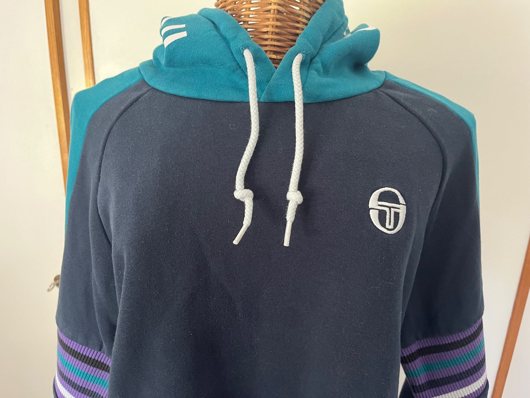 Maglioni & Felpe: Sergio Tacchini Hoodie Gr. M – Usato da Utzenstorf venduto da Ismaele 1