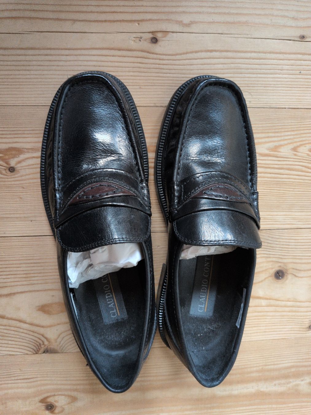 Scarpe da uomo: Schwarze Loafers aus Echtleder Grösse 42 – Nuovo (secondo la descrizione) da Tann venduto da mic_cm5j 1