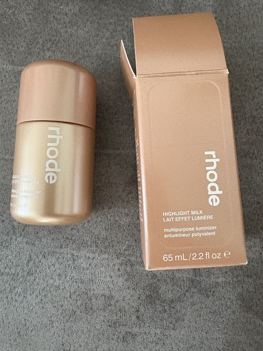 Rhode Cura del viso: Rhode Highlight Milk Shade 03 neu 65ml – Nuovo e nell'imballaggio originale da Schaan venduto da Filipipa