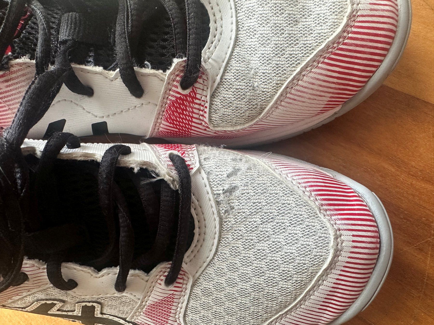 Asics Scarpe per ragazze: Volleyball Turnschuhe / Hallenschuhe – Usato da Sursee venduto da Romana6 2