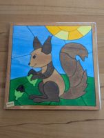 Schönes, neues, handgefertigtes Holzpuzzle: Eichhörnchen