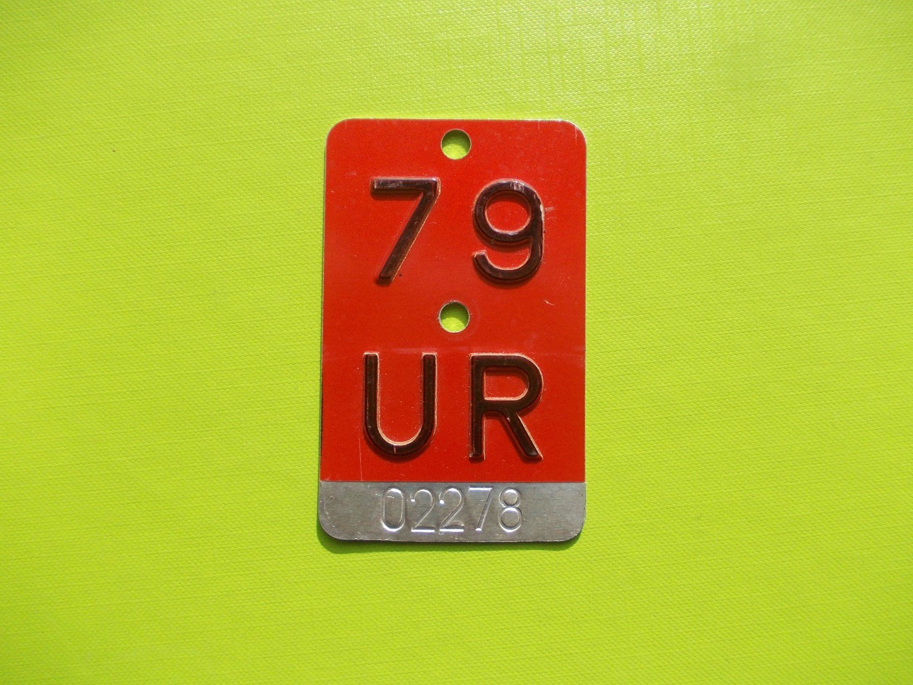 Insegne: Velonummer / Fahrradnummer UR 79 – Usato da Gsteigwiler venduto da HORMIGA21
