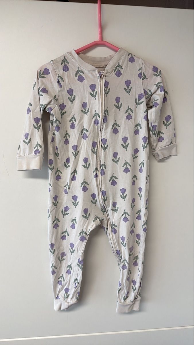 Lotti & Set di vestiti: Strampler Gr.12-18M von h&m – Usato da Bettwiesen venduto da Maori6 1