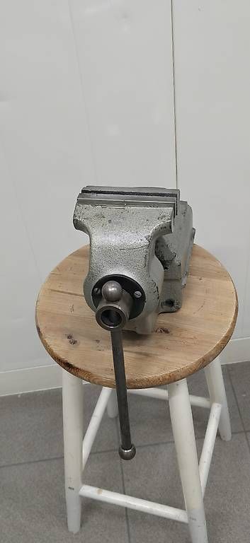 Gressel Tutti gli attrezzi: Schraubstock Gressel 125mm – Usato da Weiningen ZH venduto da ped_fbx2