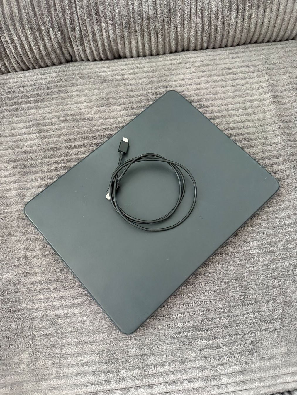 Apple Tablet PC: Apple iPad Pro 12.9 64 GB + Magic Keyboard – Usato da Kaiseraugst venduto da TiVeS 1
