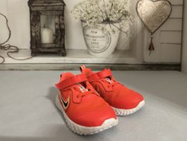 Nike Kinderschuhe – Grösse 25