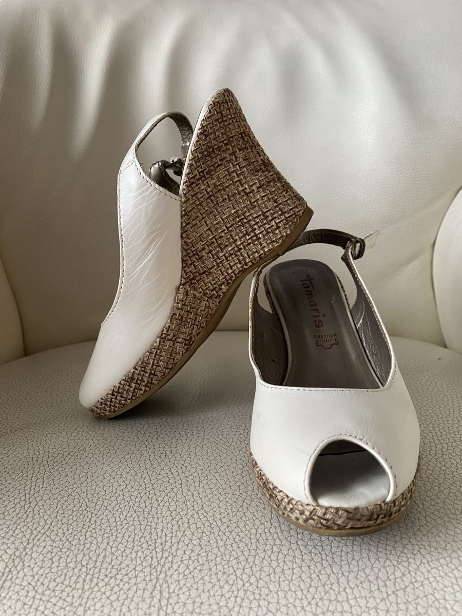 Tamaris Scarpe da donna: Leather wedges – Usato da Zürich venduto da Yuece 2