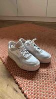 Puma Damen Sneaker weiss Grösse 37.5 akzeptabler Zustand