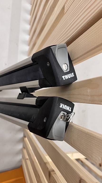 Portapacchi: Ski- und Snowboardträger Thule SnowPack – Usato da Kloten venduto da dan_jq6r 1