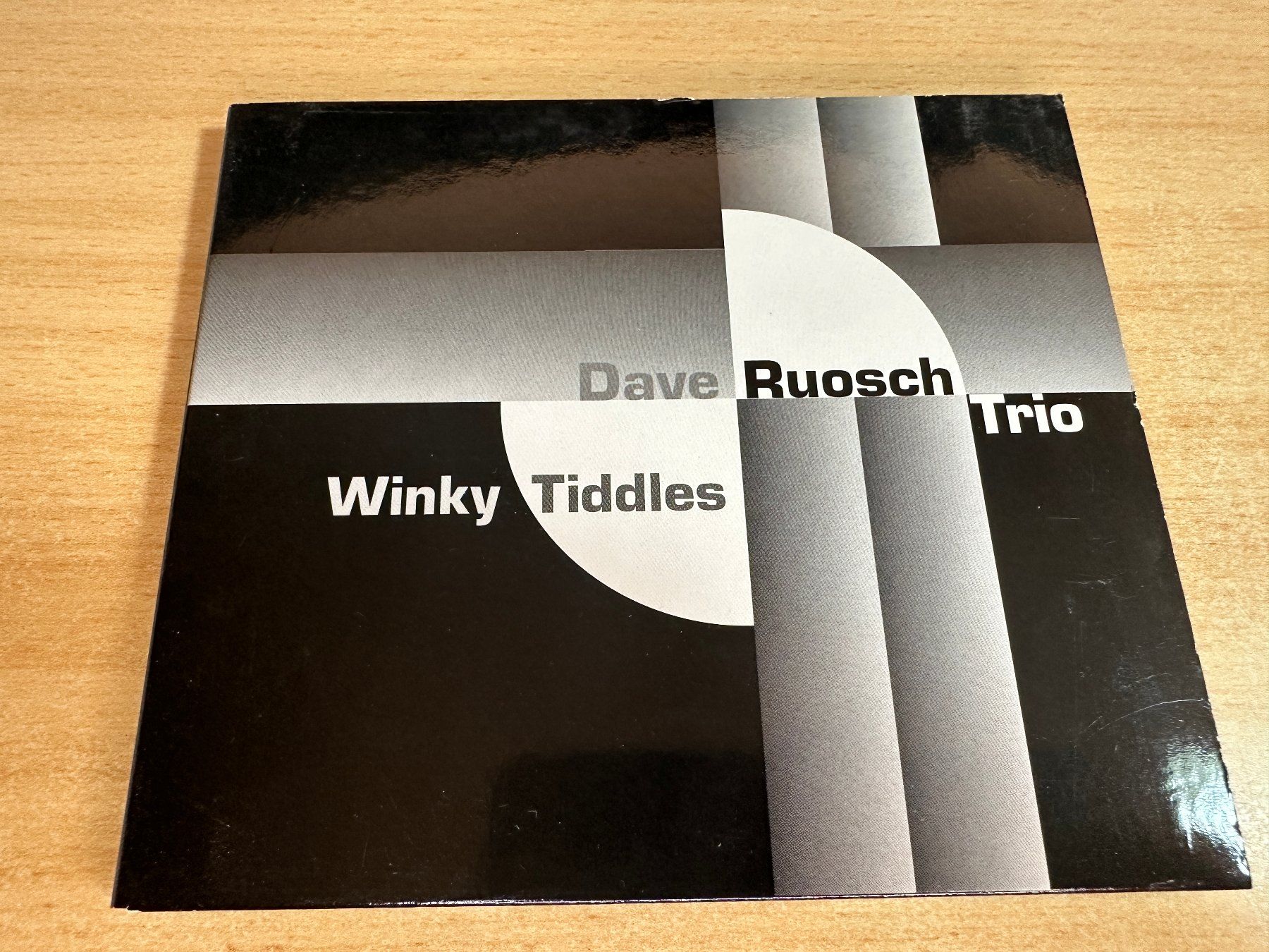 CD: K9 Dave Ruosch Trio - Winky Tiddles – Usato da Rikon im Tösstal venduto da Alpenmutz