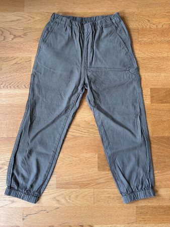 Kinder Uniqlo JoggerHose - 7-8 Jahre alt