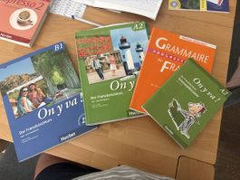 Französischkurs B1 und A2 Hueber Konvolut Bücher