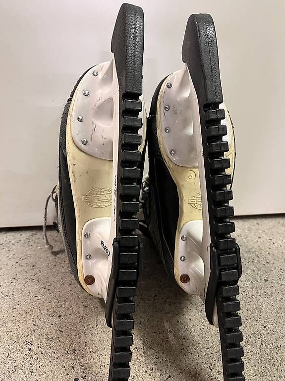 Pattini da ghiaccio: Schlittschuhe - Eishockey  – Usato da Steinhausen venduto da Ban-thu103 2