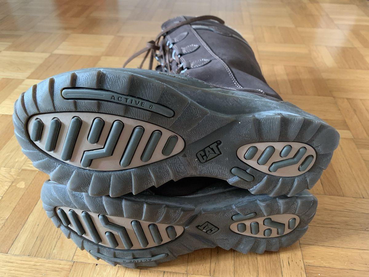 Caterpillar Scarpe da donna: Snowboot / Winterstiefel CAT Damen 40 – Usato da Urdorf venduto da lil_bw7r 2