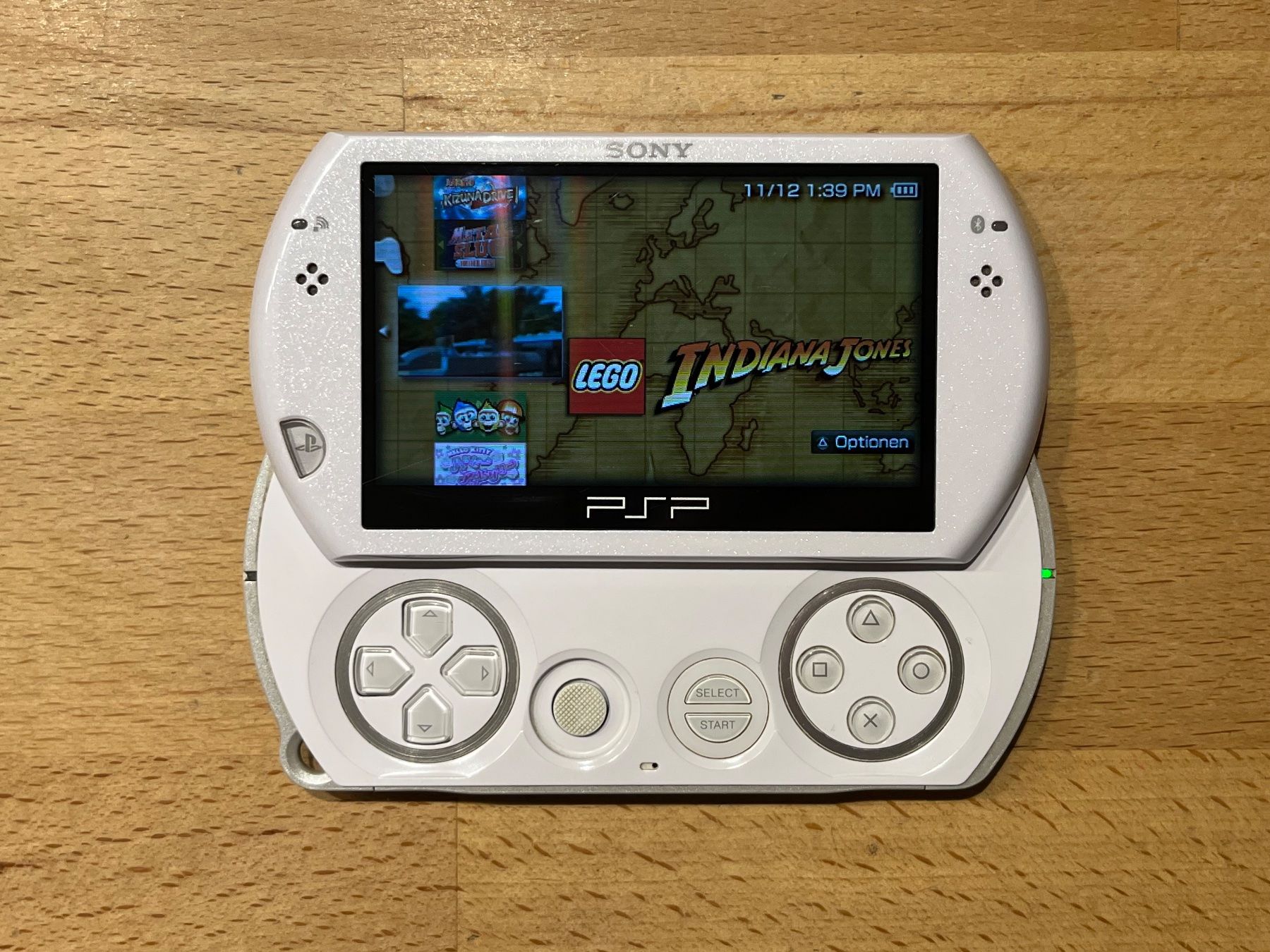 Sony Console: Sony PSP Go - Weiss - Inkl. Ladekabel – Usato da Thalwil venduto da ranx 3