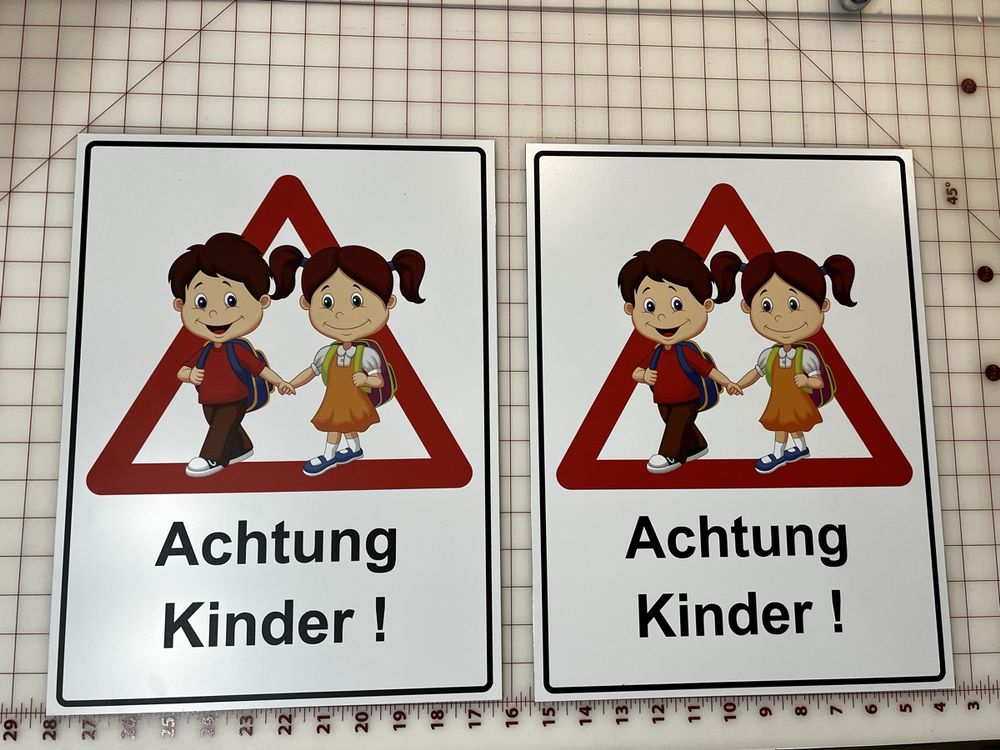 Verwunderlich Achtung Kinder Schild Beantragen Bildnull