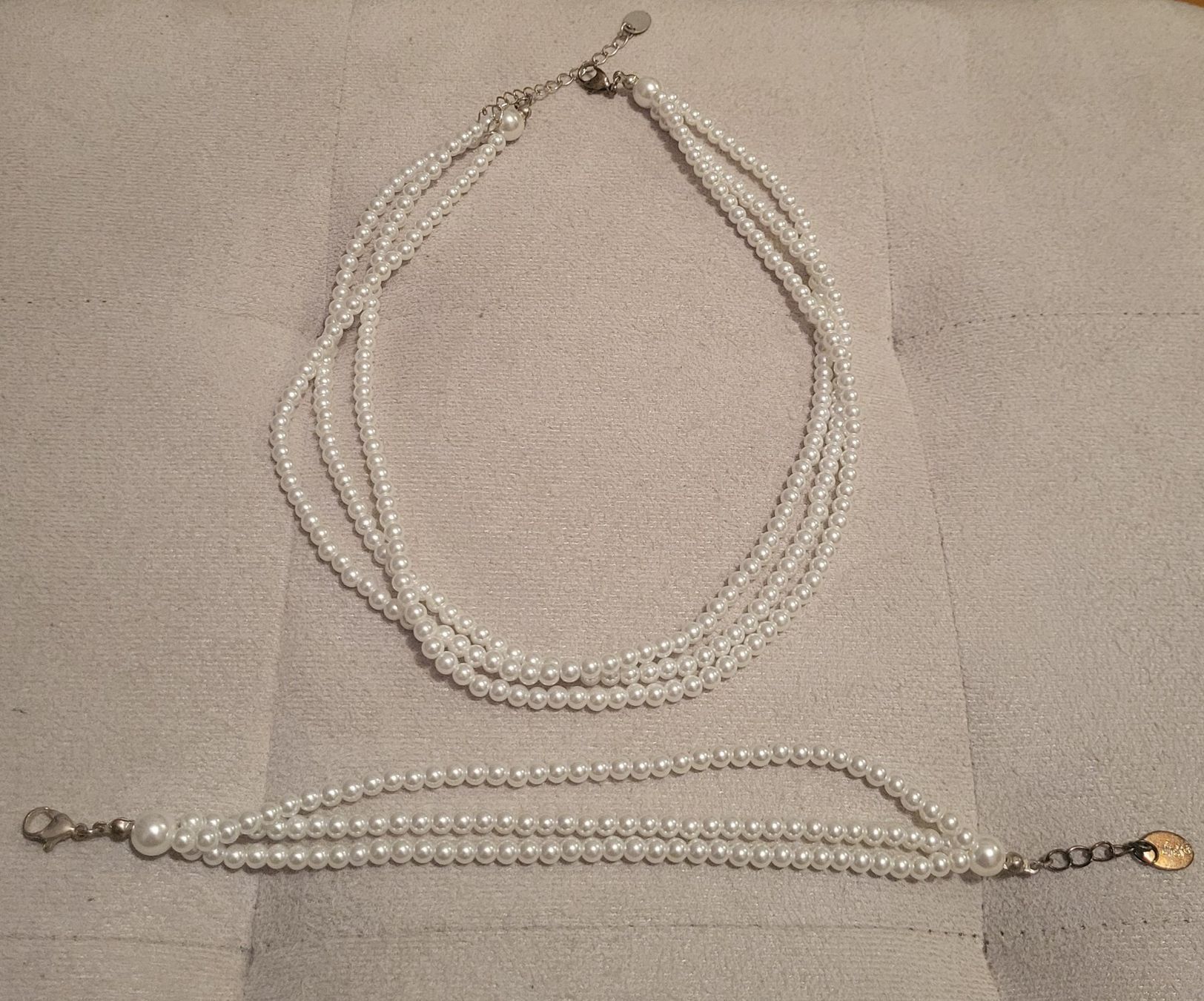 Catenine: Kette und Armband Set - Kunstperle – Nuovo (secondo la descrizione) da Bern venduto da moi_rgz8