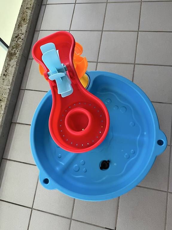 Spielzeuge: Wasser Spieltisch Archway Falls Step 2 – Gebraucht aus Zumikon von ant_n8vp 2