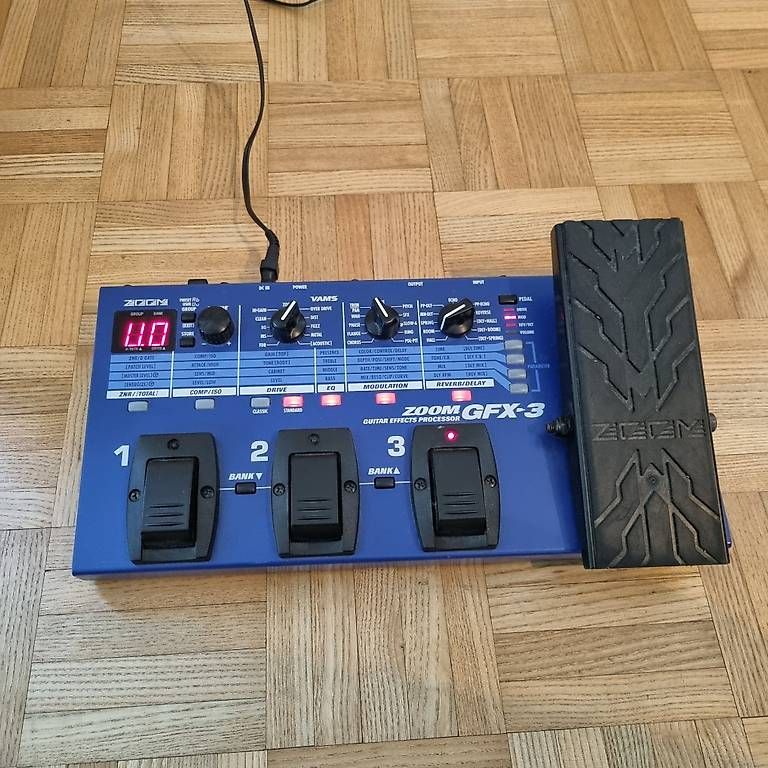 Strumenti musicali: Gitarren Effektboard Zoom GFX-3 – Usato da Thun venduto da Hirse27 1