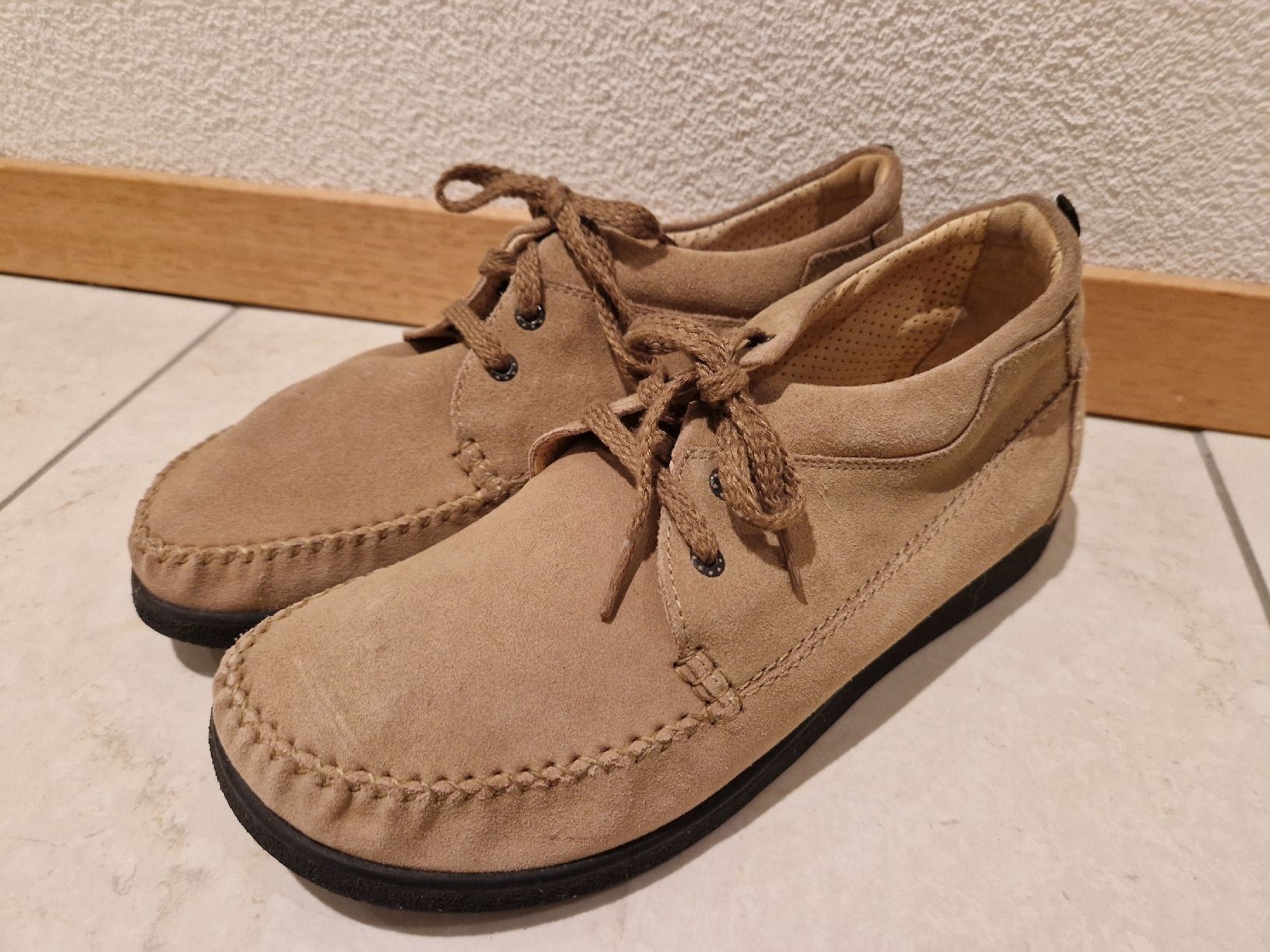 Helvesko Scarpe da uomo: Mocassin à lacet neuf HELVESKO – Nuovo e nell'imballaggio originale da Villars-sur-Glâne venduto da Agnie80