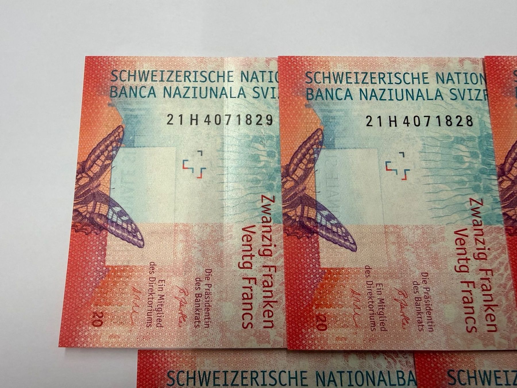 Banconote: Schweizer Banknote 20 SFr. 5 Stk. ungefaltet – Usato da Winterthur venduto da Joe1001 1