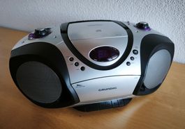 Schöner Radiorecorder Grundig Freaxx 20 mit CD-Laufwerk