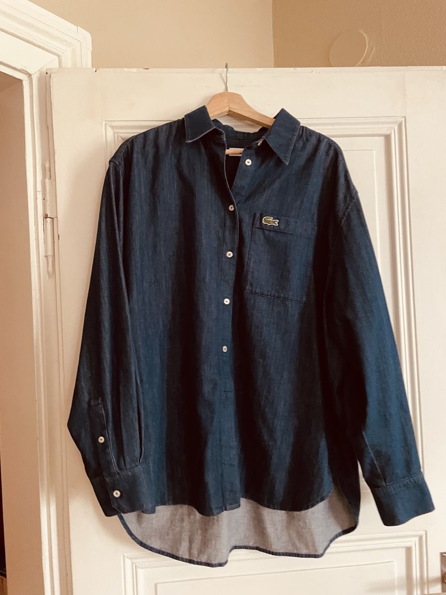 Lacoste Hemden: Oversized LACOSTE-Jeanshemd – Gebraucht aus Basel von Bsans