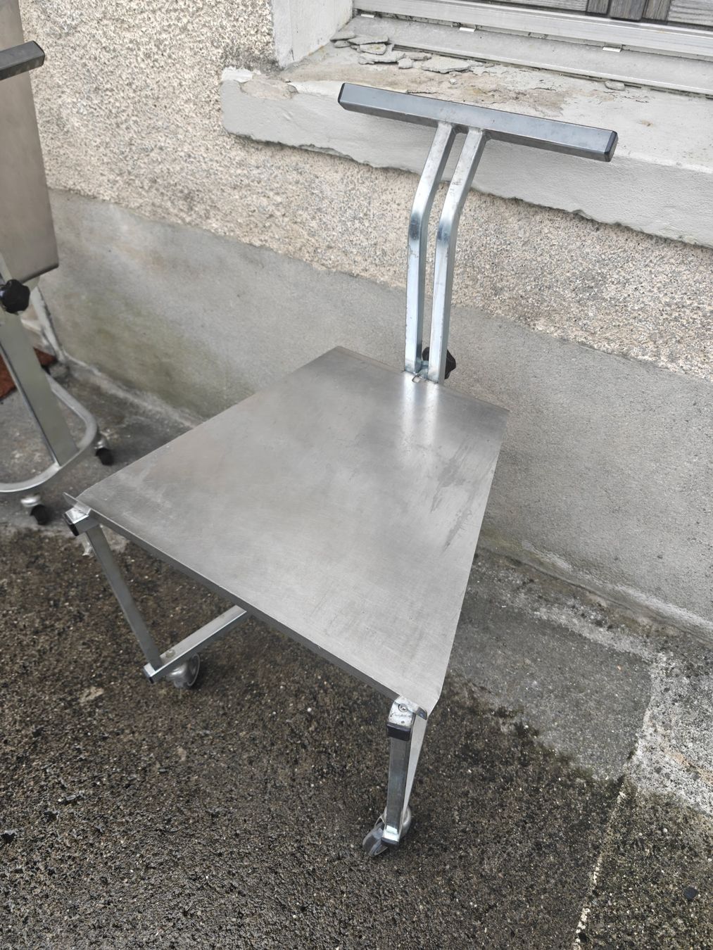 Dessertes: Küchen trolley,wagen zum rüsten uvm.. – D'occasion à Menziken par Dragon-Fuchur 2