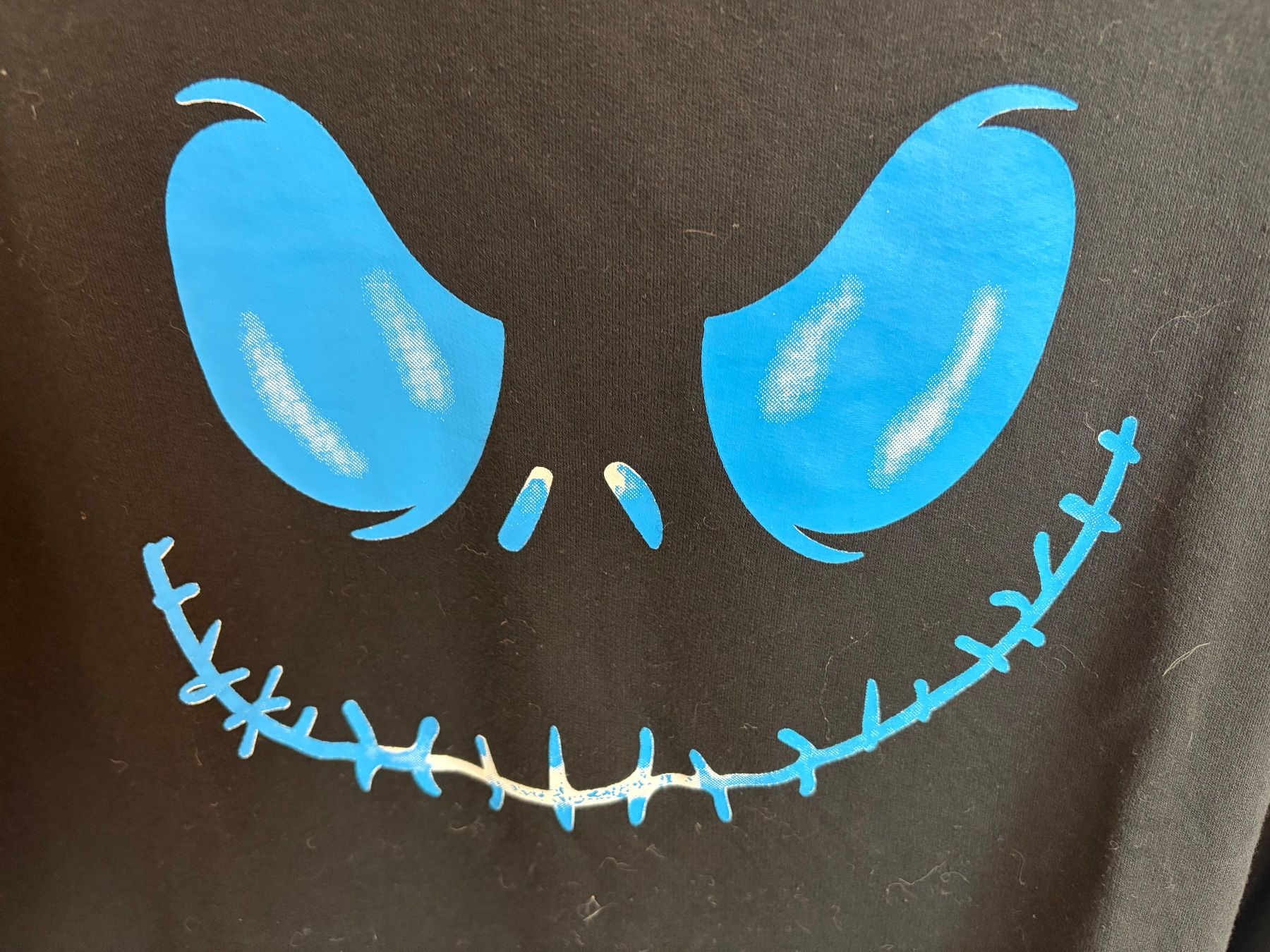 Pullover & Sweatshirts: Sweat Halloween Jack Skellington noir taille M – Gebraucht aus Lausanne von milou201619 1