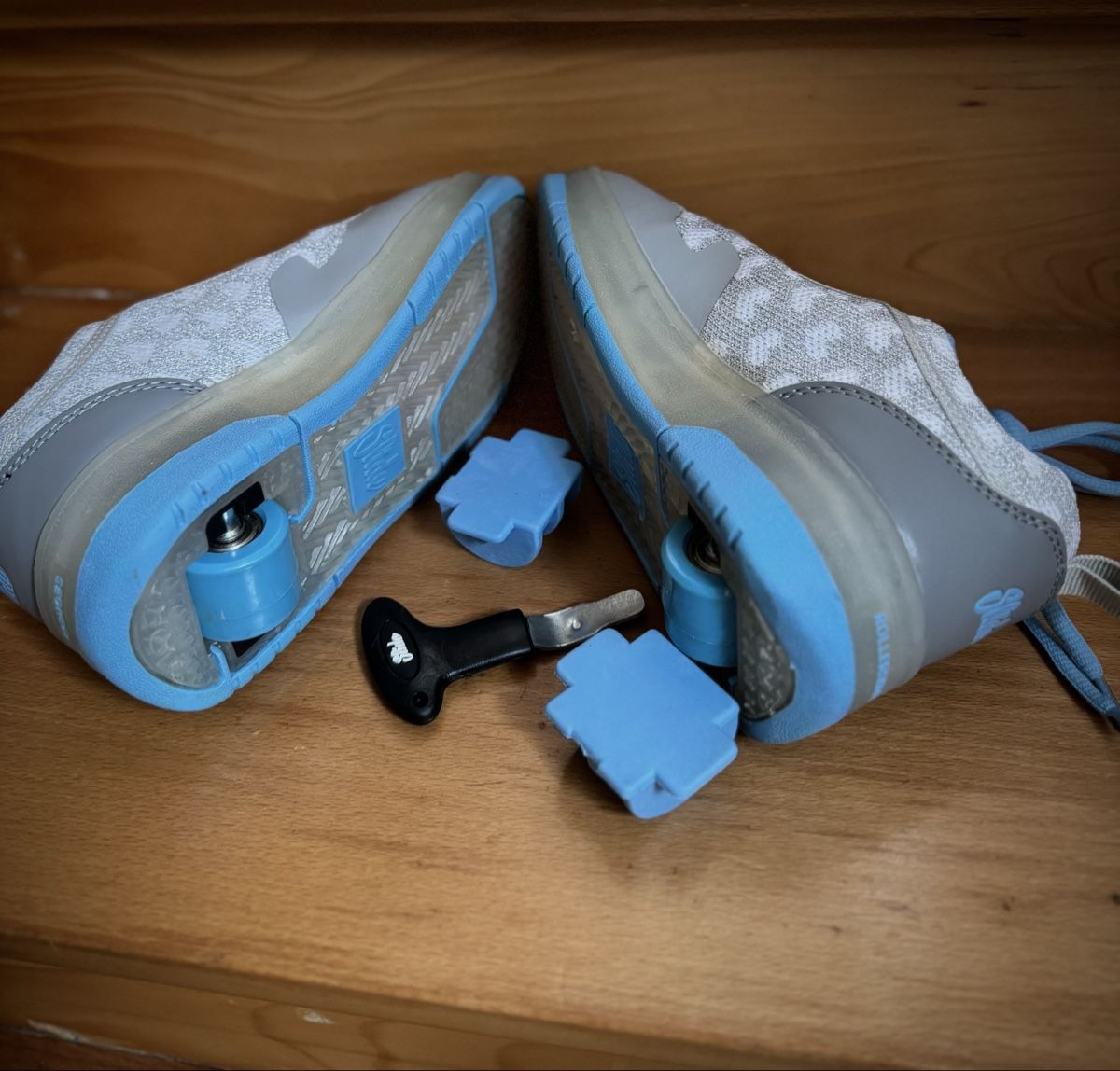 Chaussures hommes: Neue Slide Rollershoes – Neuf (Voir description) à Andelfingen par len_hc8f 5