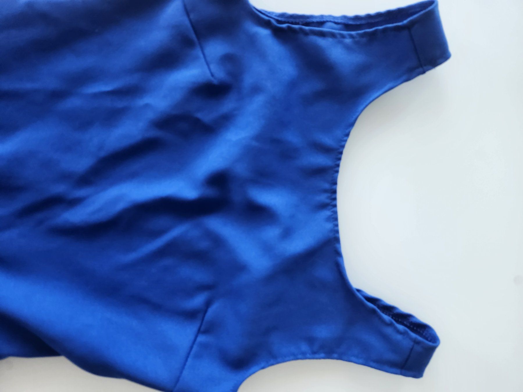 Tute: Combishort bleu électrique d'été - taille S – Usato da Neuchâtel venduto da Virg30 2
