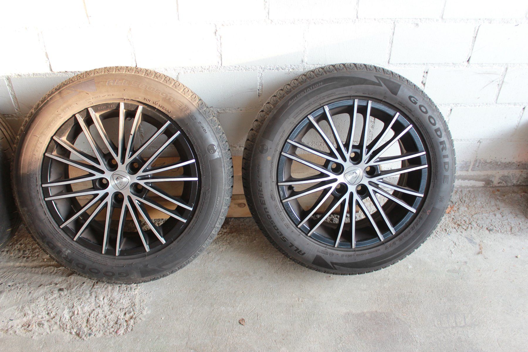 Hankook Pneumatici & Ruote complete: Alufelgen mit Reifen – Usato da Schupfart venduto da blade123 7