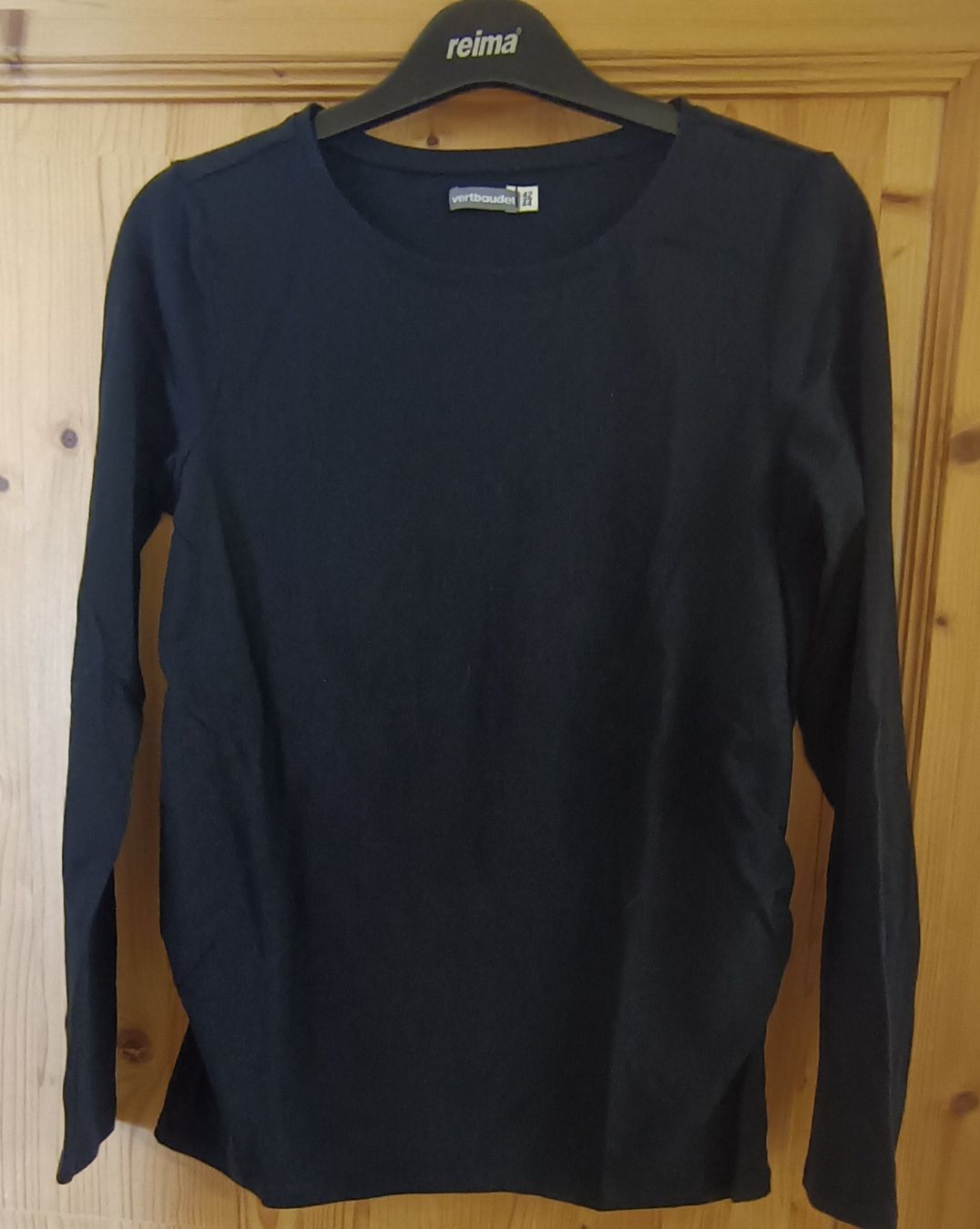 Pulls & Sweat-shirts: Umstands-Shirt Langarm Gr. 42/44 – D'occasion à Schöfflisdorf par kin_2dp9
