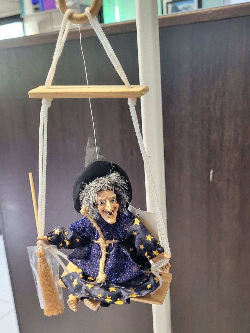 Tutte le decorazioni: Hexe auf Schaukel neu – Nuovo (secondo la descrizione) da Figino venduto da MabaStore24 2