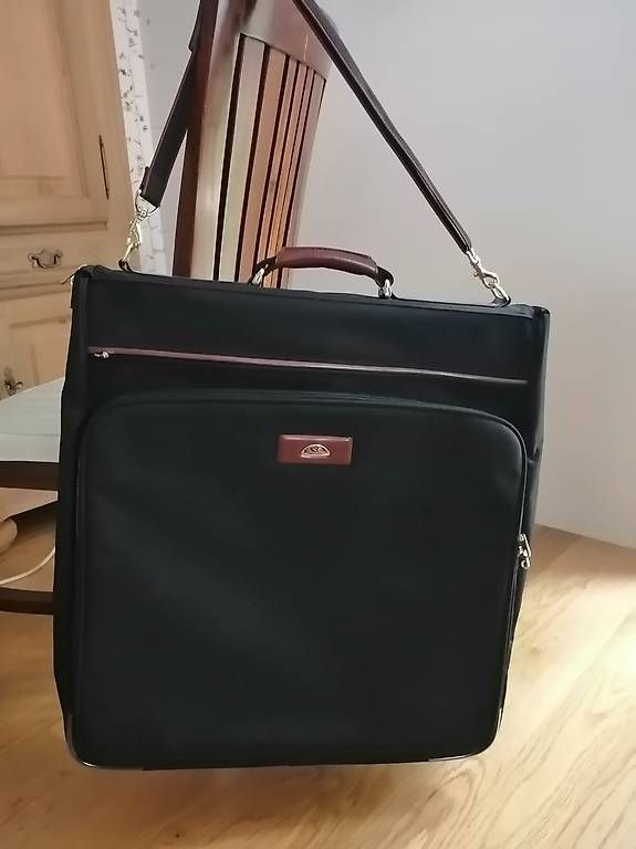 Samsonite Valigie: NEU: Exklusive Anzugtasche / Kleidersack von Samsonite – Nuovo (secondo la descrizione) da Solothurn venduto da happema