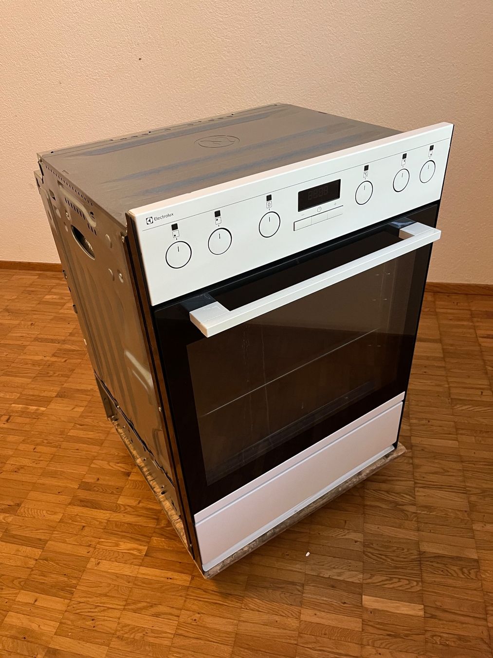 Electrolux Forni: Backofen + Glaskeramik von Electrolux – Usato da bern venduto da sanducci 2