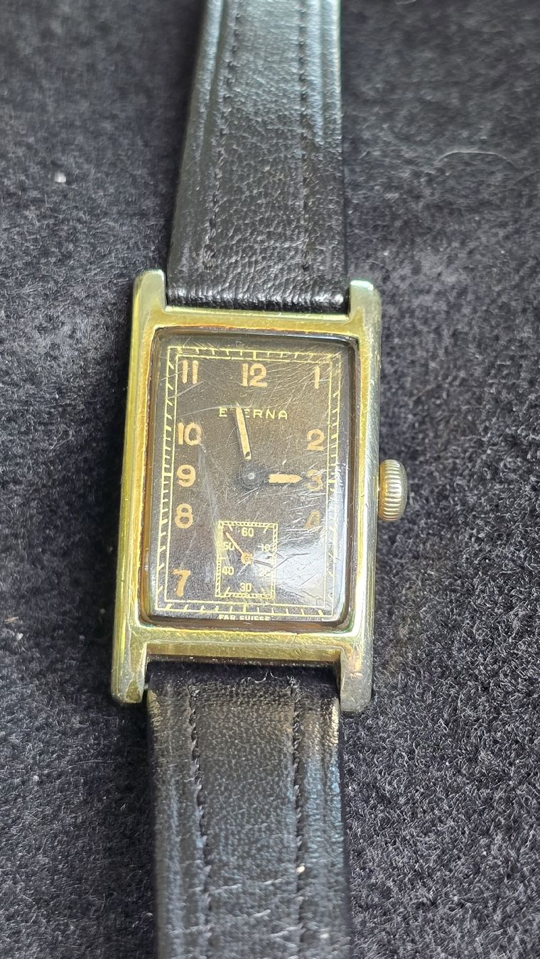 Eterna Orologi: Eterna Tank mecanic - année 40" - 22×31mm – Usato da Cressier NE venduto da Oldwatch94 1