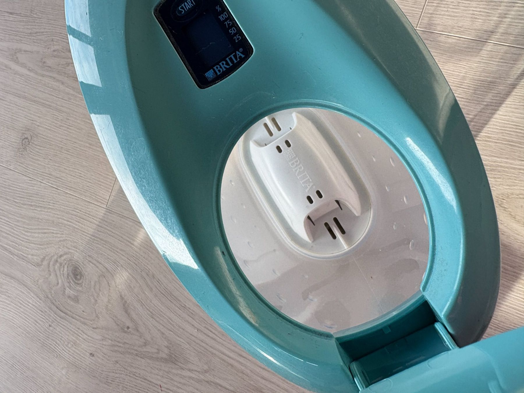 Brita Karaffen: BRITA Wasserkrug – Gebraucht aus Mühleberg von cupra80 2