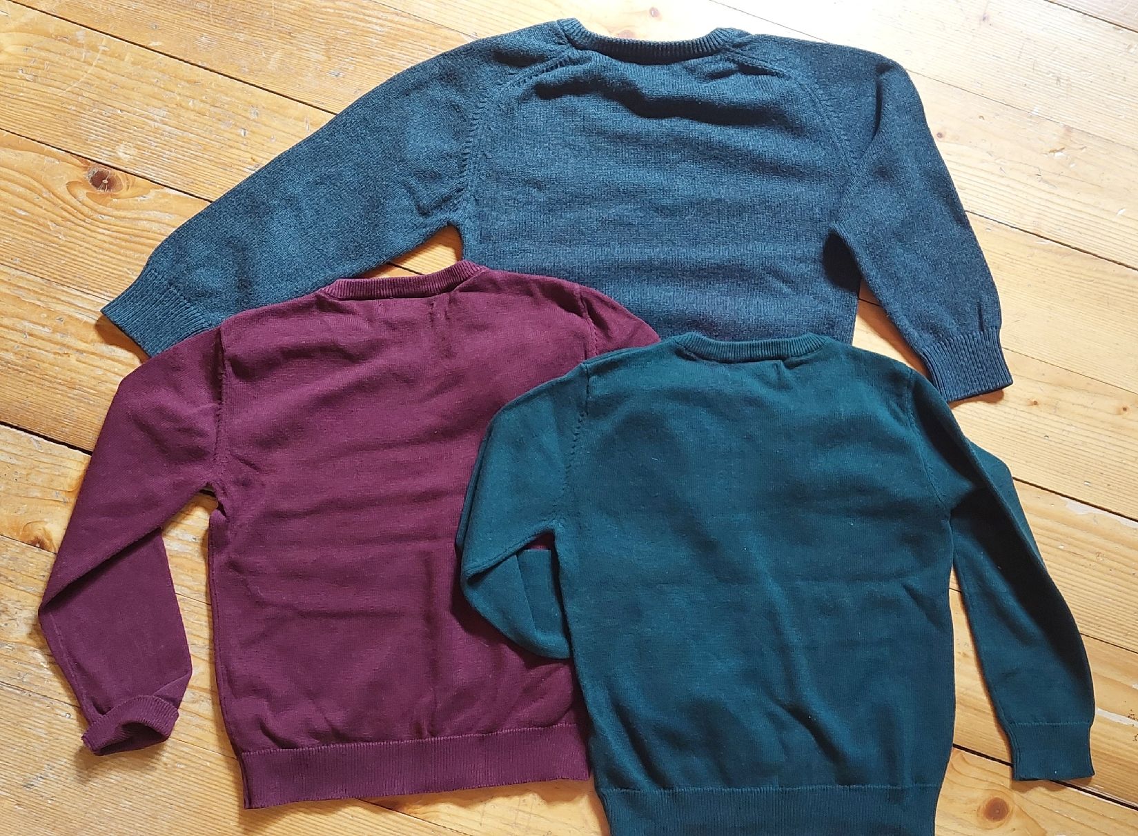 H&M Lotti & Set di vestiti: Paket Pullover aus Baumwolle Gr. 110 – Usato da Schmidrüti venduto da Novemberchind 5
