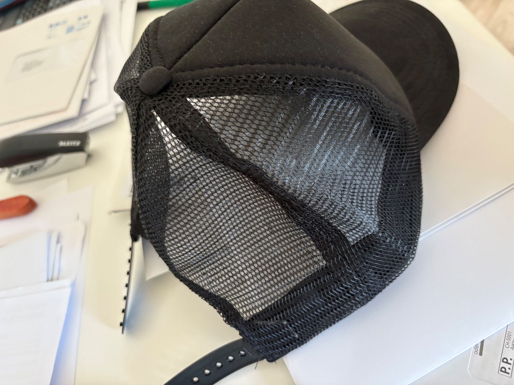 Chapeaux, bonnets & casquettes: Logitech G Kappe – D'occasion à Möhlin par dth_5mw9 1
