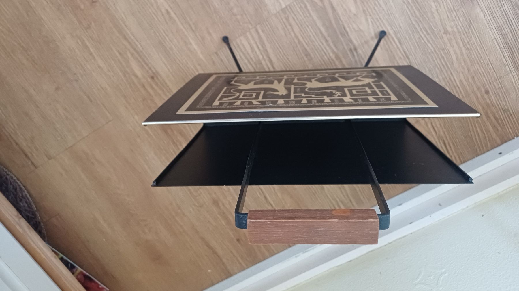 Altro per la casa: Vintage Zeitungständer aus 1960er – Usato da Flawil venduto da Pinkmalibu 5