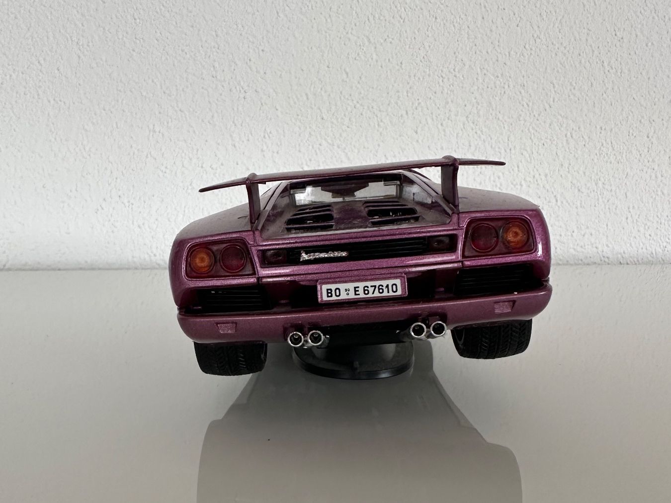 Bburago Modellautos: Lamborghini Diablo 1:18 Bburago mit Sockel – Gebraucht aus Muri AG von gae_kz9y 3