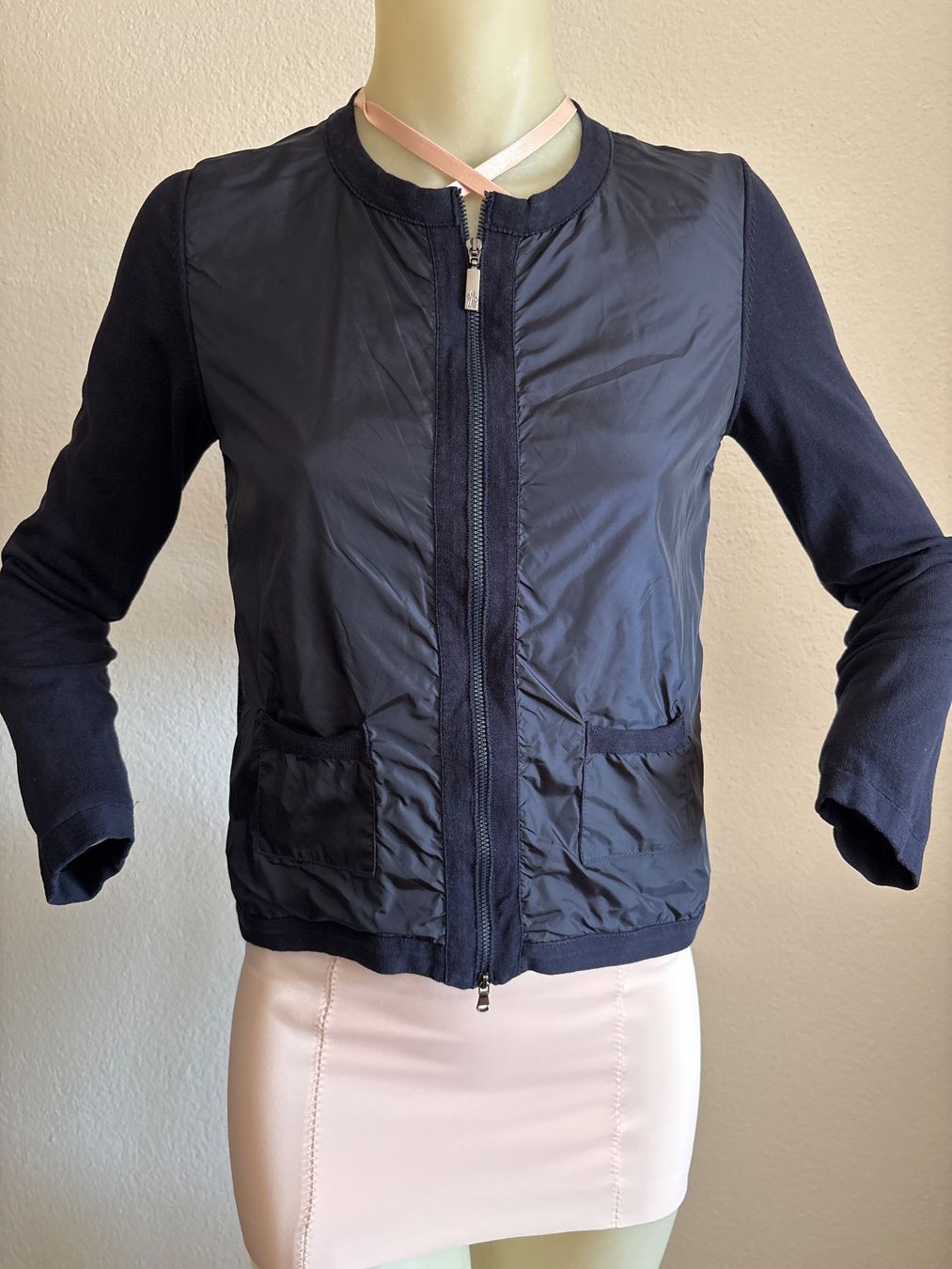 Moncler Jacken: Moncler Jacke grS – Gebraucht aus Niederbipp von blu_jw7r