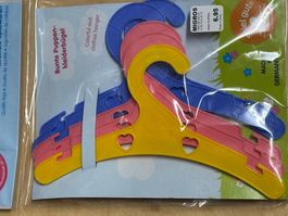 Jouet ceintre poupée Bügel Puppen neu