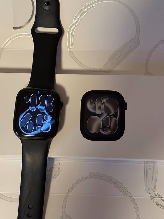 Apple Smartwatch: AppleWatch Series 11, Aluminium Schwarz – Gebraucht aus Buckten von peke61 2