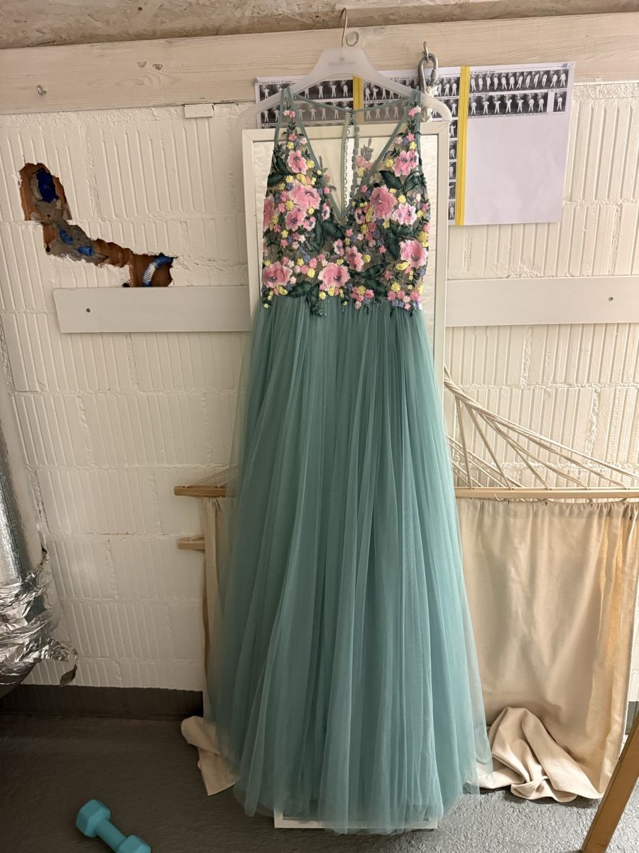 Vestiti: Cocktail Kleid – Usato da Mülligen venduto da and_djv9 1